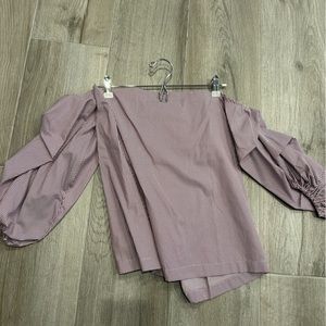 MLM- NWOT- SIZE SMALL- OFF SHOULDER TOP- COLOR MAROON AND WHITE STRIPES